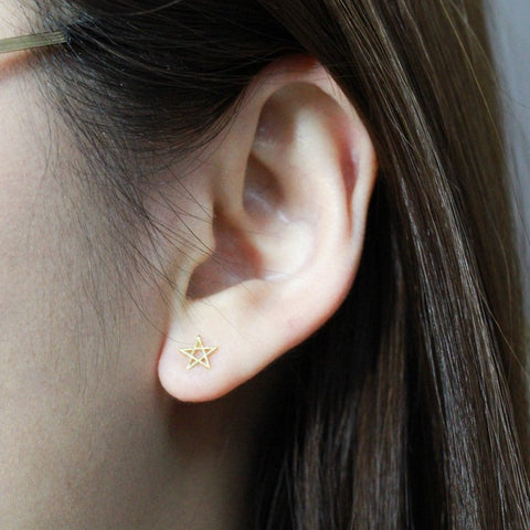 14K Star Studs - MOVIDA 