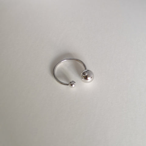 Double Orb Ring - MOVIDA 