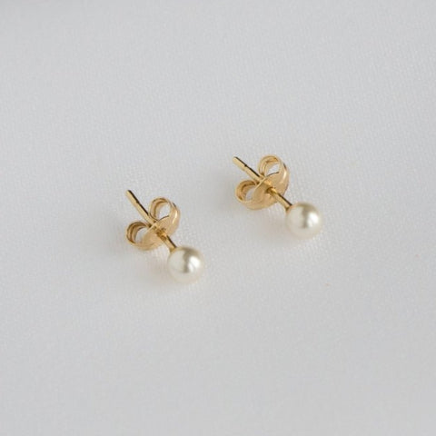 Aries Pearl Earrings - MOVIDA 