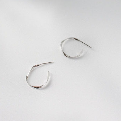 Beth Earrings - MOVIDA 