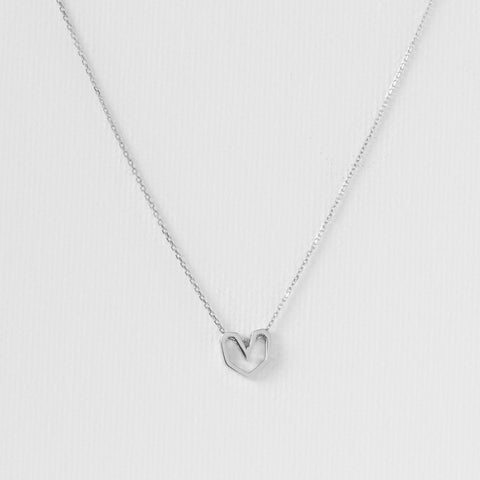 Geometric Heart Necklace - MOVIDA 